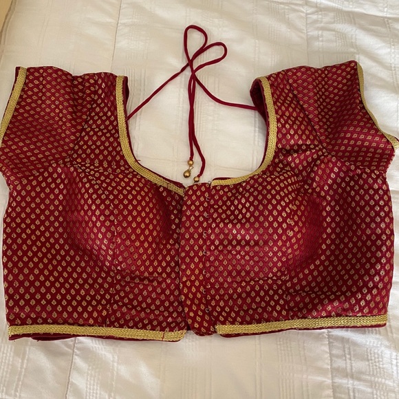 Saree blouse -Designer Readymade - medium size - Picture 1 of 2